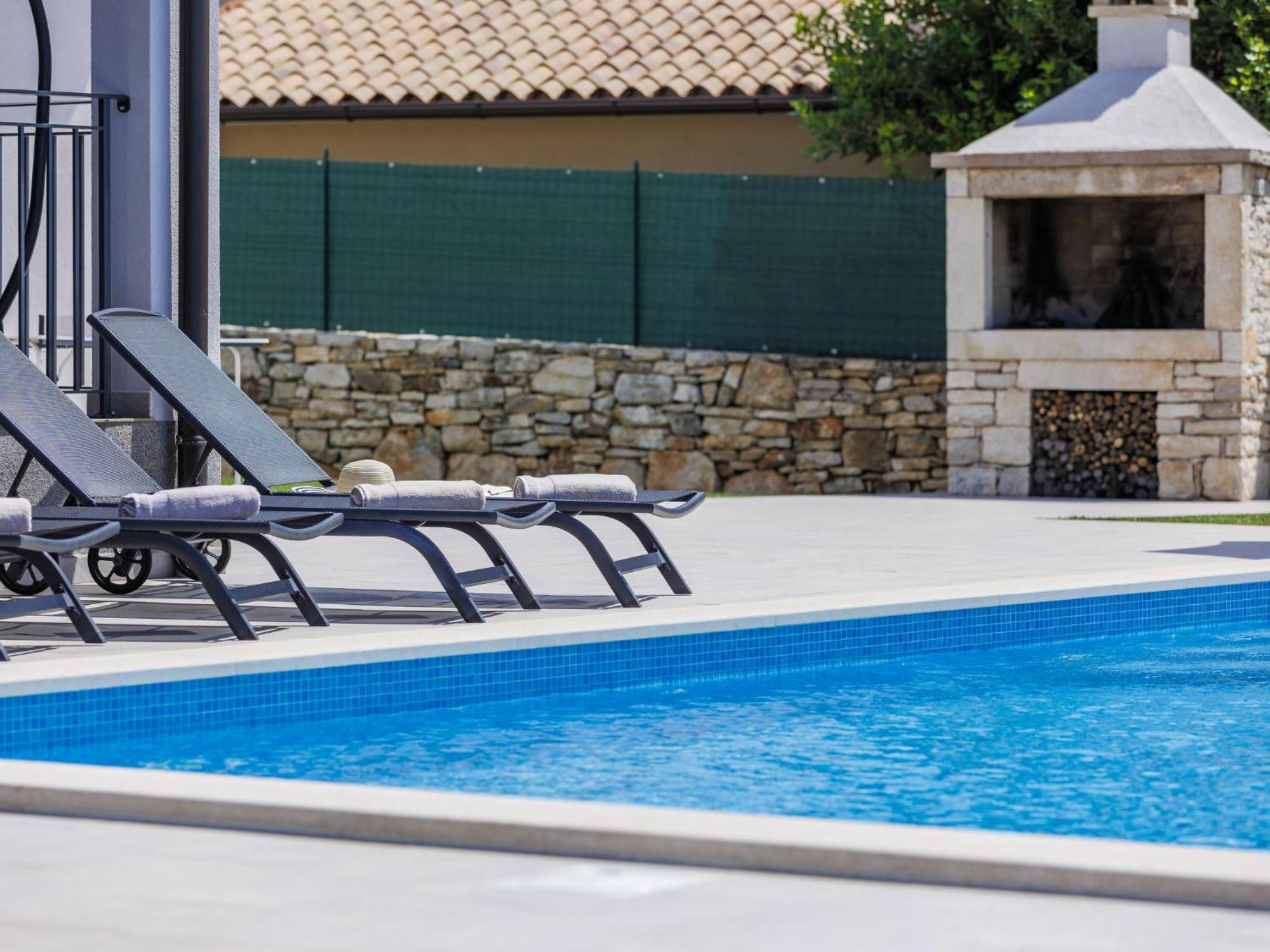 Holiday Home Villa Veli Vrt By Interhome Žminj Eksteriør bilde